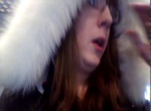 Транс дрочит в электричке